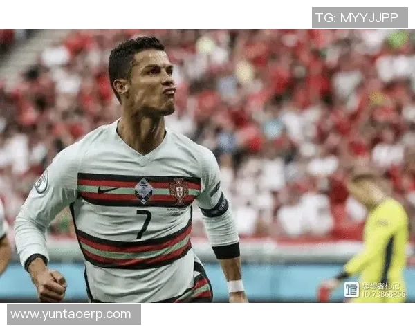 全球足球巨星的精彩人生与辉煌成就全景介绍 全球足球巨星的精彩人生与辉煌成就全景介绍