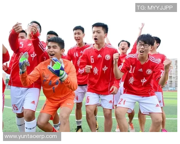 武汉足球队荣登足球节奏排行榜第六名引发热议与期待 武汉足球队荣登足球节奏排行榜第六名引发热议与期待