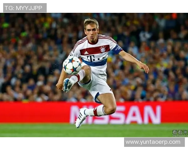 日本边后卫足球明星的崛起与影响力分析:从技术到战术的全面解读 日本边后卫足球明星的崛起与影响力分析:从技术到战术的全面解读