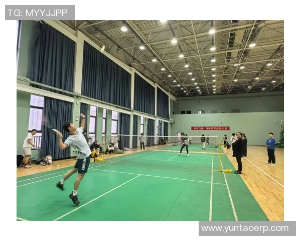 羽毛球专题:深入探讨杭州羽毛球队的速度与技巧训练之道 羽毛球专题:深入探讨杭州羽毛球队的速度与技巧训练之道